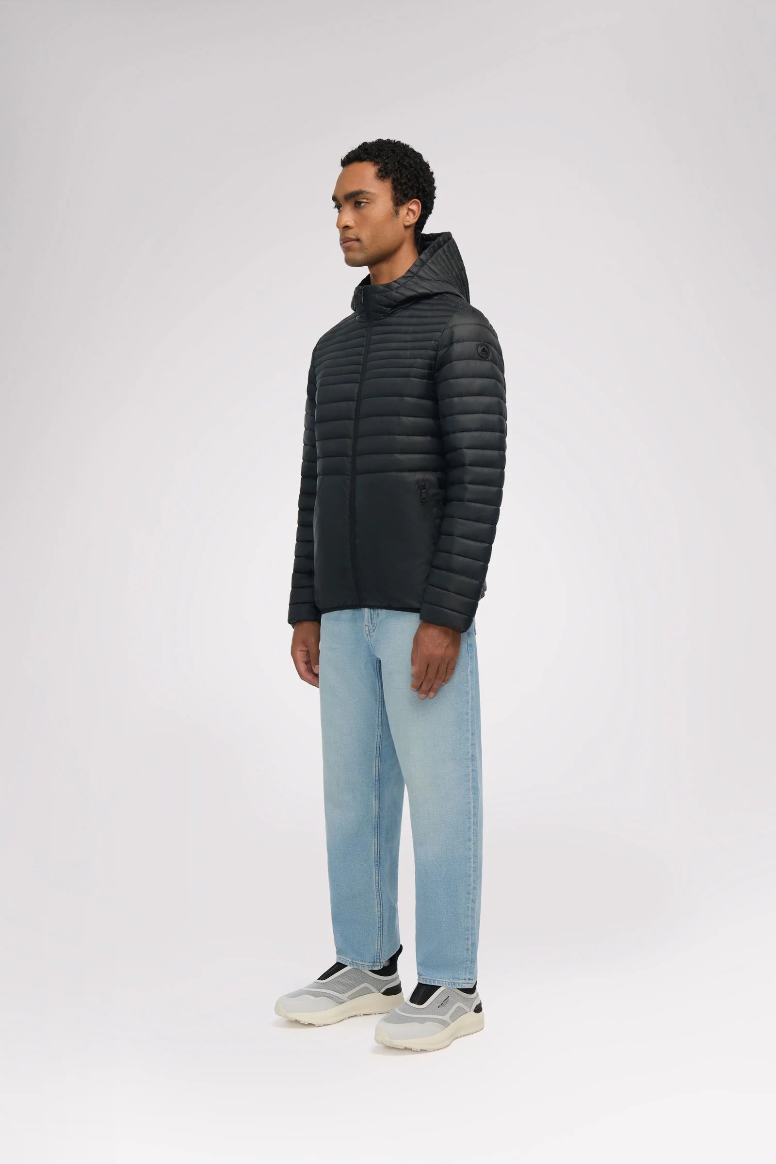 Compact men’s puffer jacket