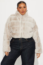 Fashion-Nova-Ella-Faux-Fur-Jacket-Buy