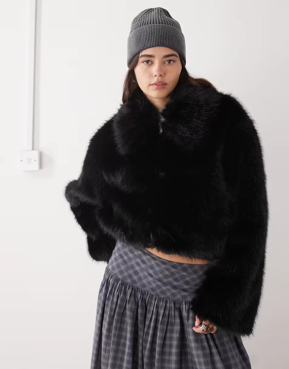 Monki-Short-Faux-Fur-Jacket-Black