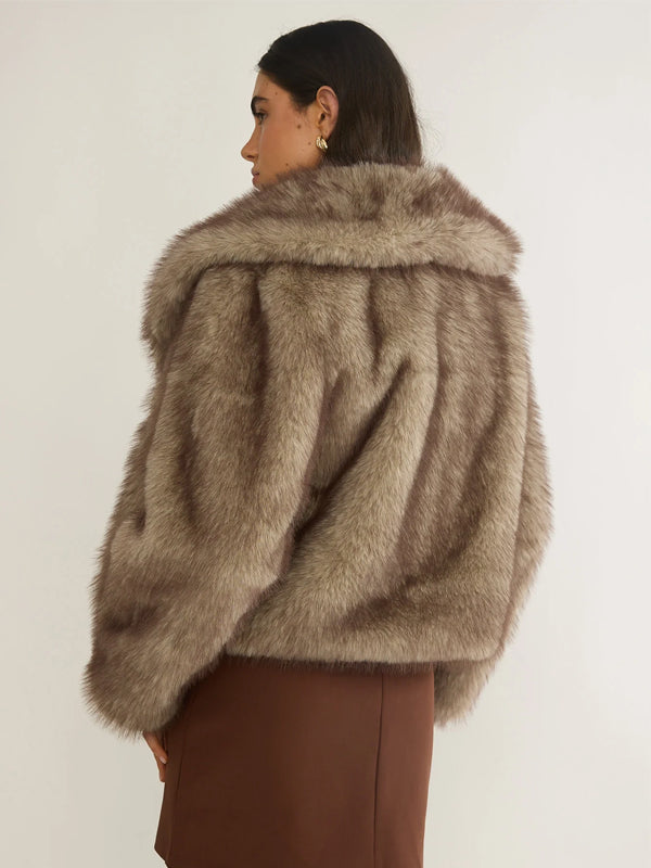 Selfie-Leslie-Fur-Jacket-Back