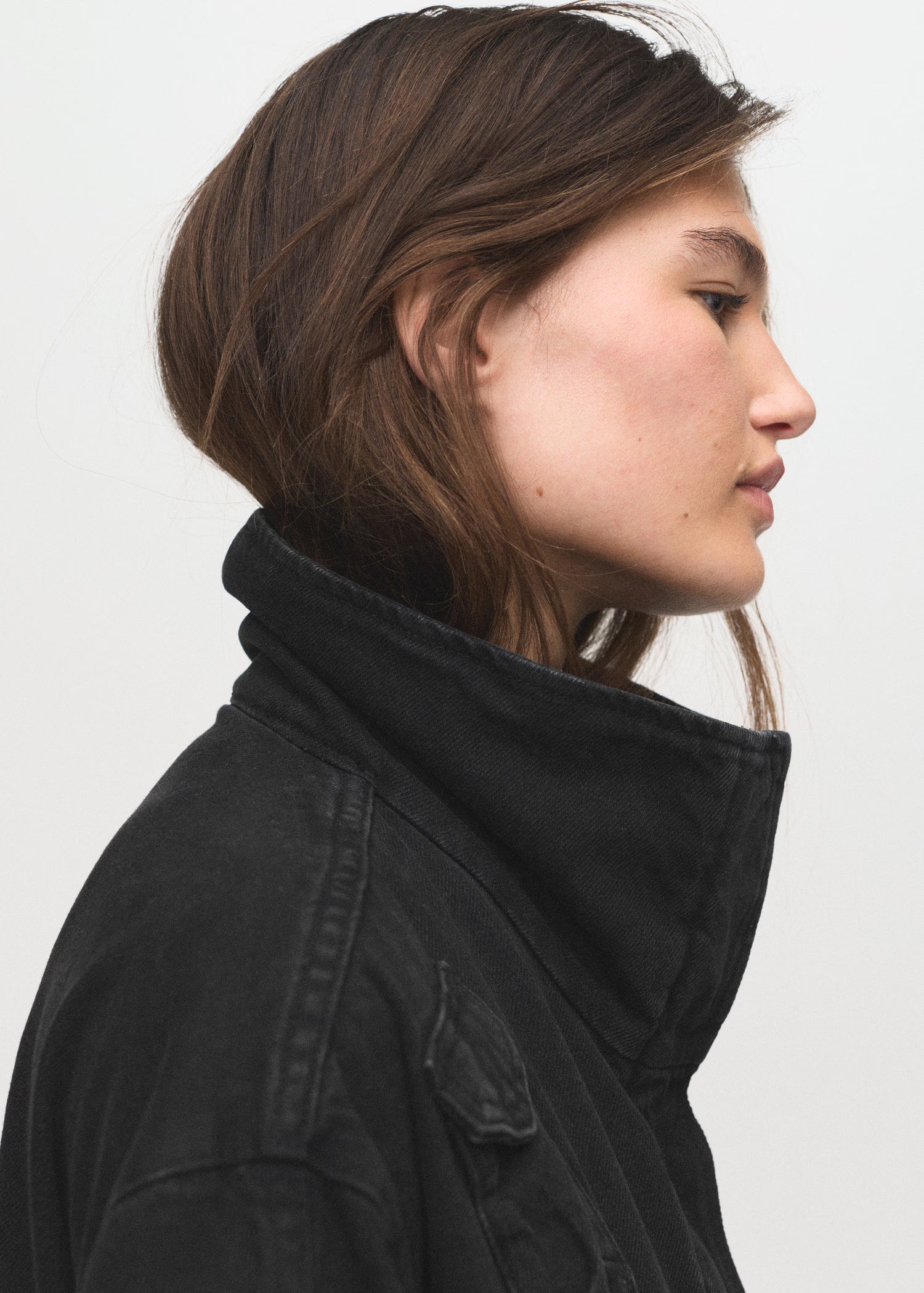 Slim fit black denim jacket women