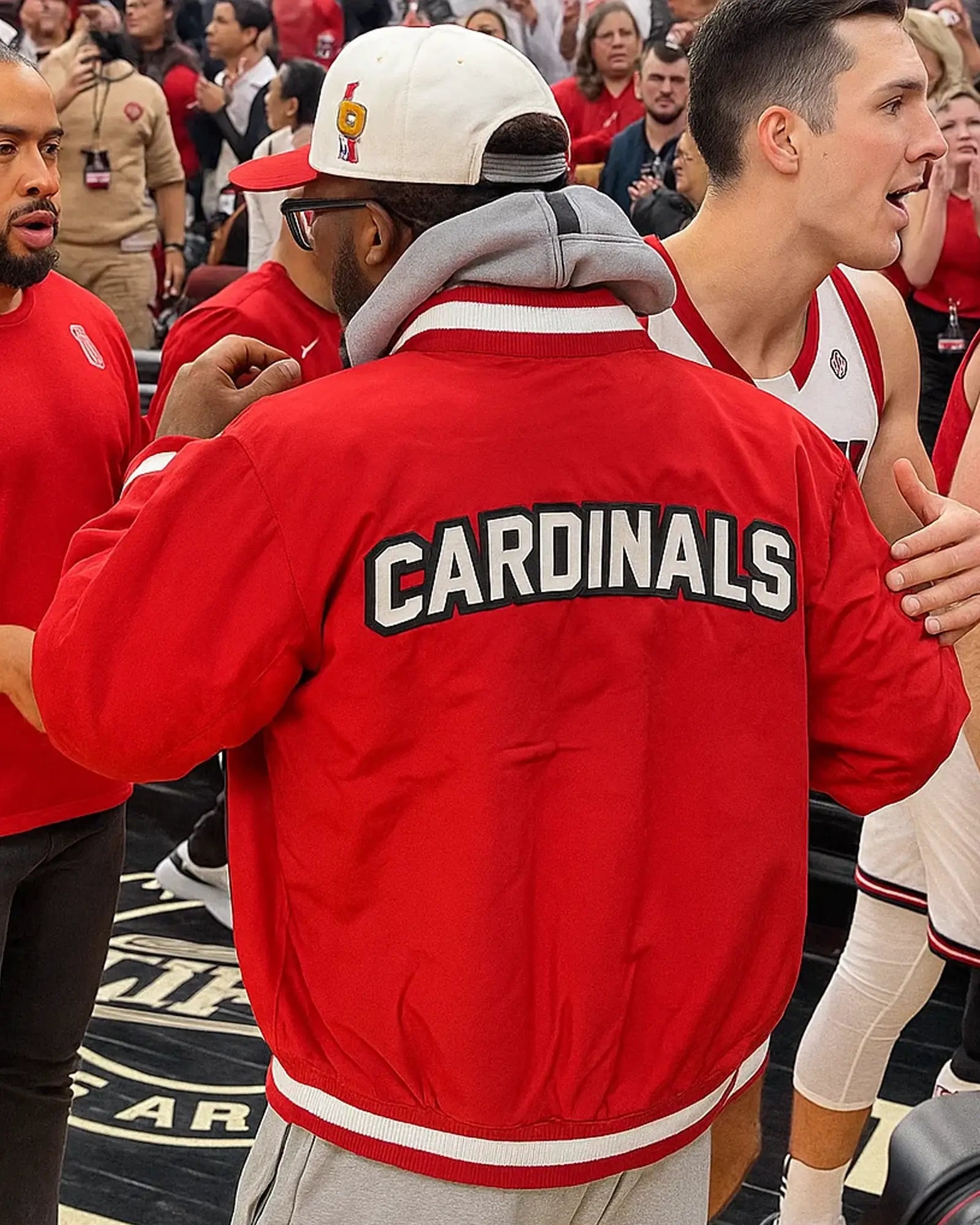 UK-vs-Uof-Gameday-Donovan-Mitchell-Louisville-Red-Jacket-Back