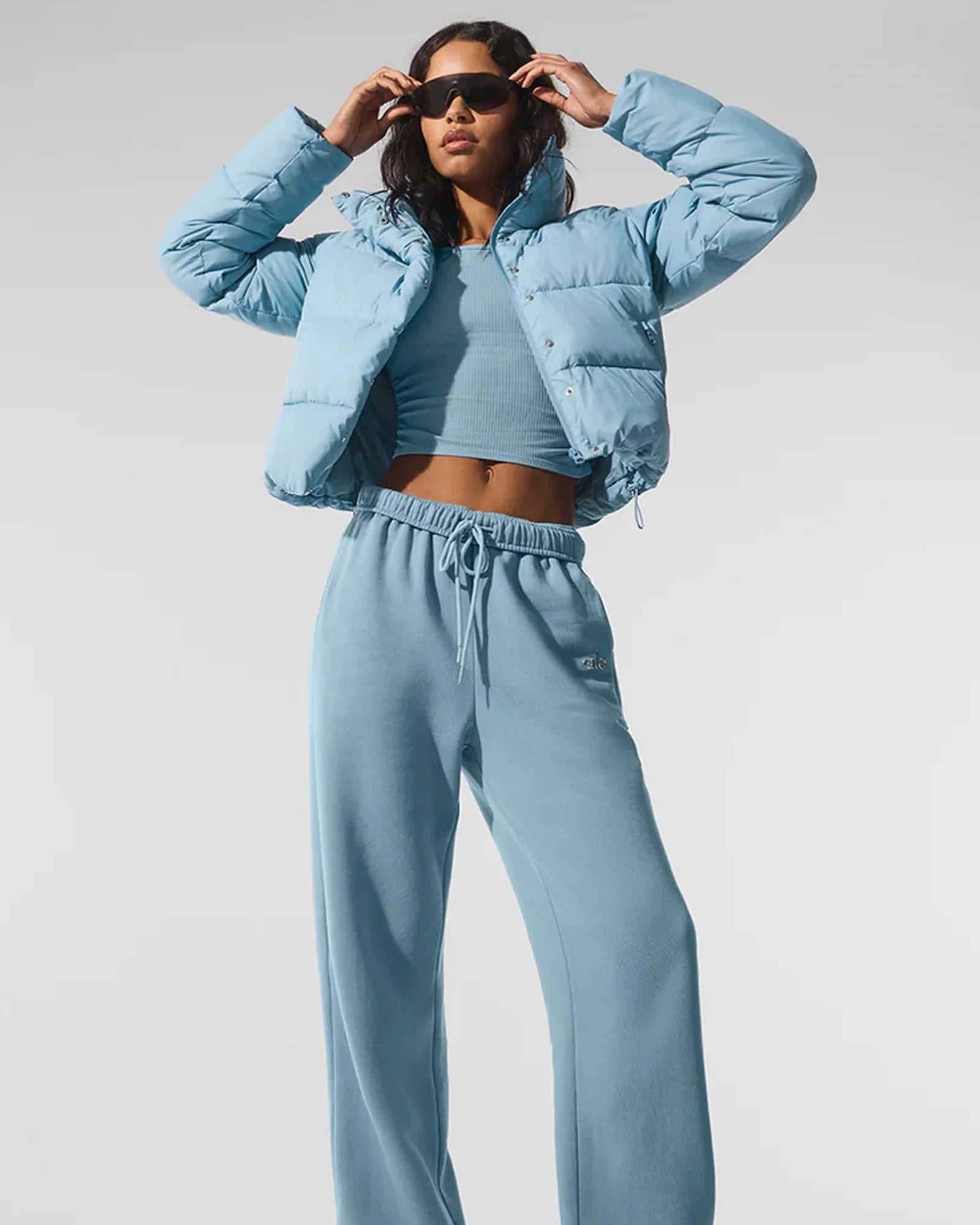 w4380r-gold-rush-puffer-celestial-blue