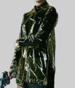 Blade-Runner-Dlear-Yellow-Raincoat