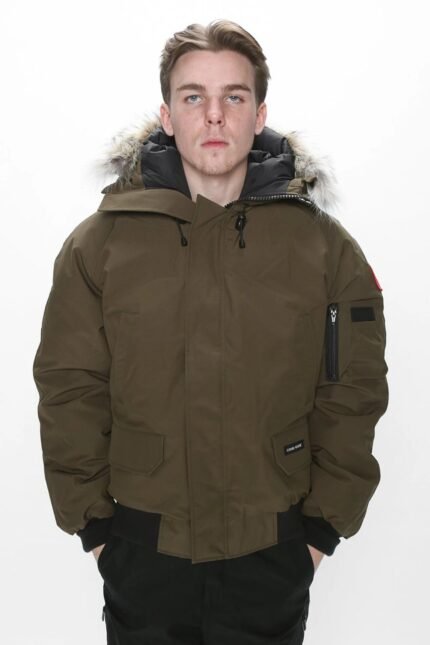 Canada-Goose-Chilliwack-Bomber-Military-Green