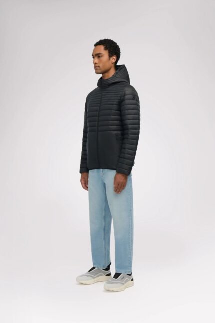 Compact men’s puffer jacket