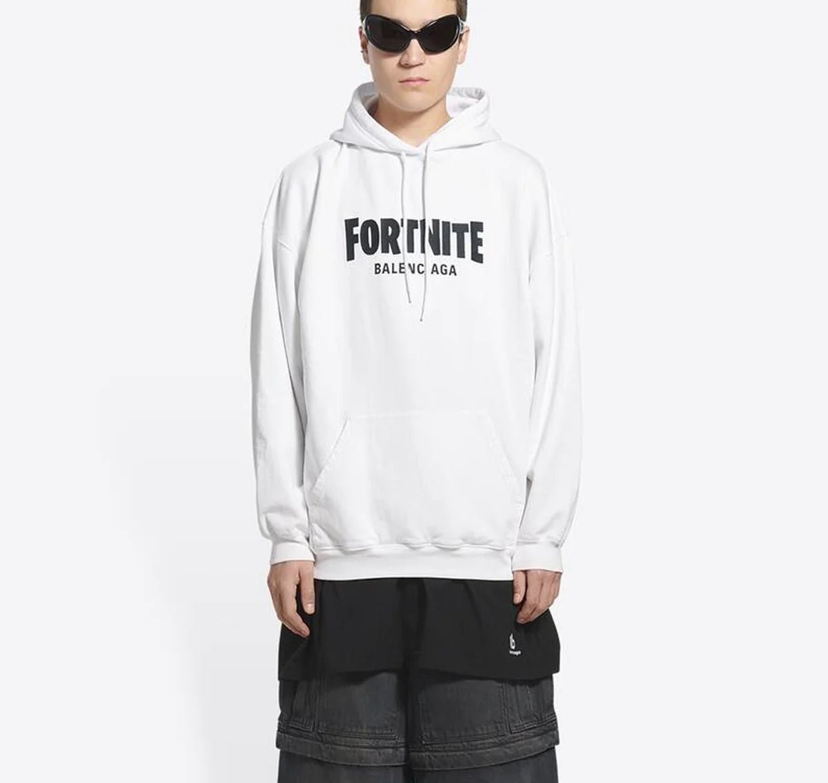 Fortnite_Balenciaga_Hoodie_White_f3dfac72-c738-437e-9bca-ffa5fb46c968 Fortnite_Balenciaga_Hoodie_White