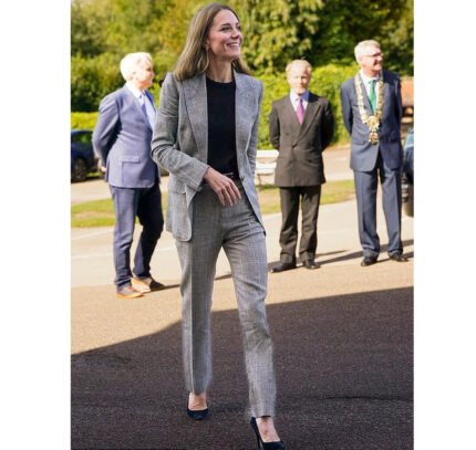 Kate_Middleton_Grey_Suit_Buy