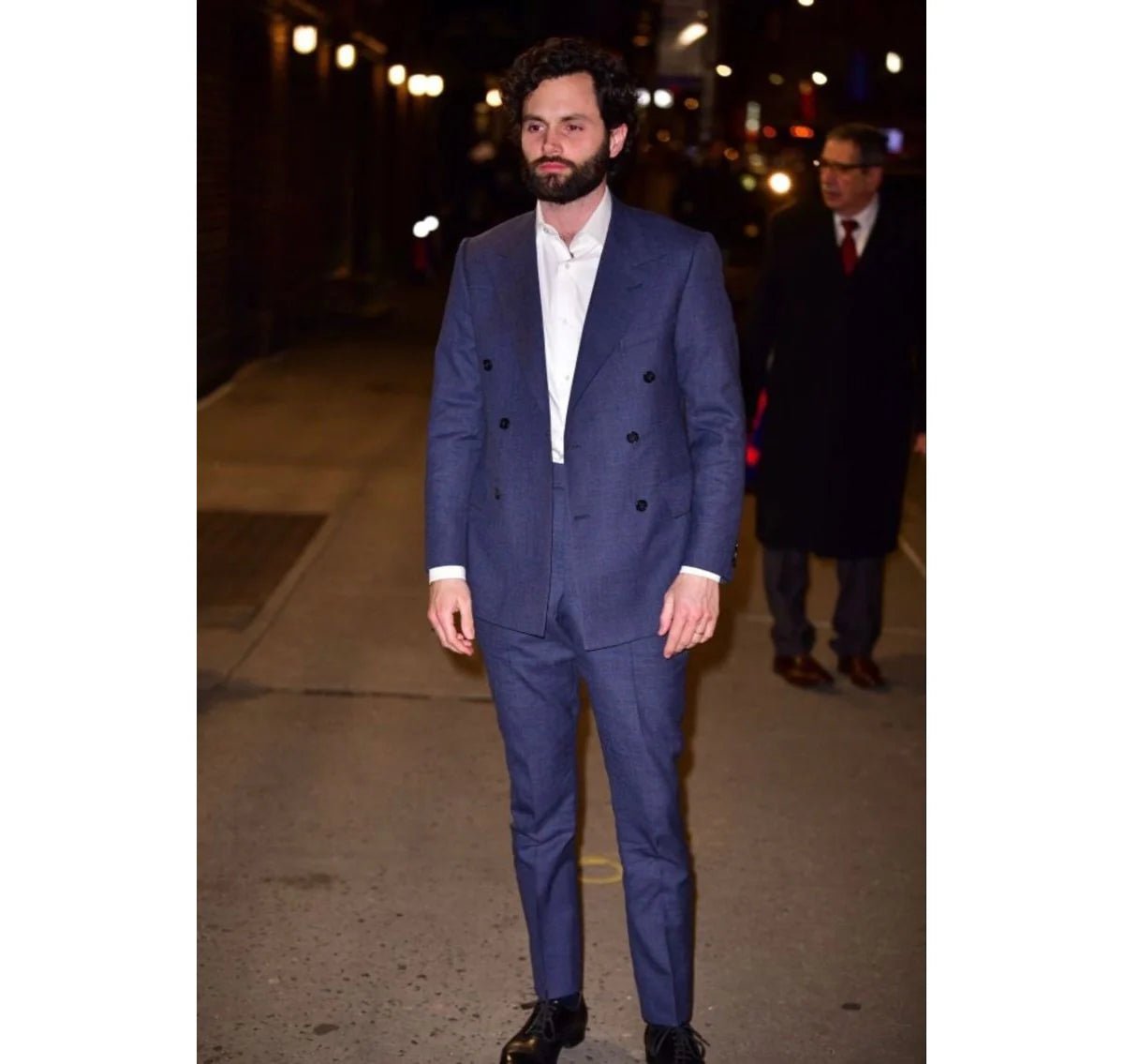 Penn_Badgley_Blue_Suit_f8a1d522-aedf-4aa1-8183-a56dd296f937 Penn_Badgley_Blue_Suit