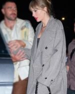 Taylor-Swift-Trench-Coat-SNL