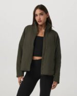 Vuori-Canyon-Insulated-Jacket-Olive-Green