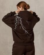 Youngla_Hoodie_Brown_Back