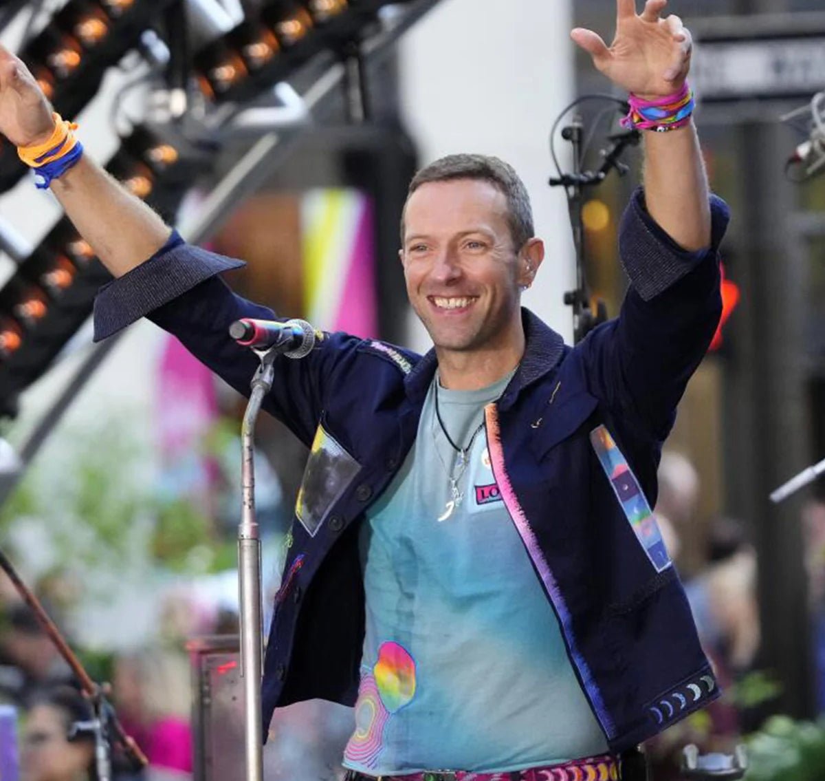 coldplay_jacket_2fbde4de-4f04-4308-82fd-7aaeb89820c3 Chris Martin Coldplay Concert Jacket - Image 1